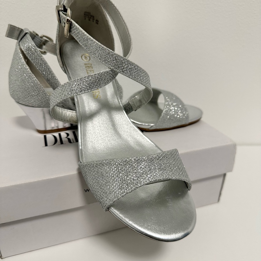 Glamorous Silver Glitter Wedges